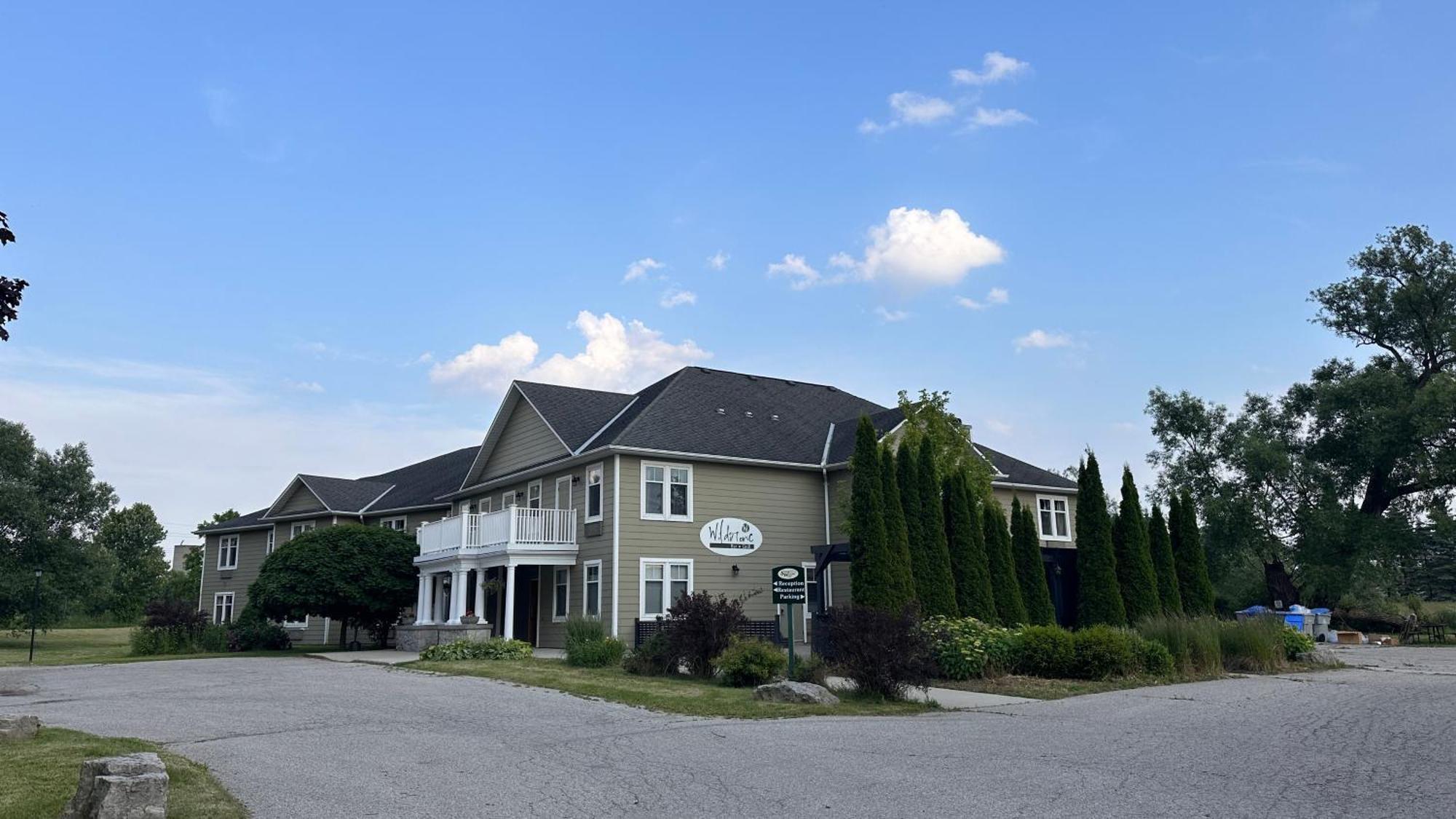 Stone Willow Inn Saint Marys ภายนอก รูปภาพ
