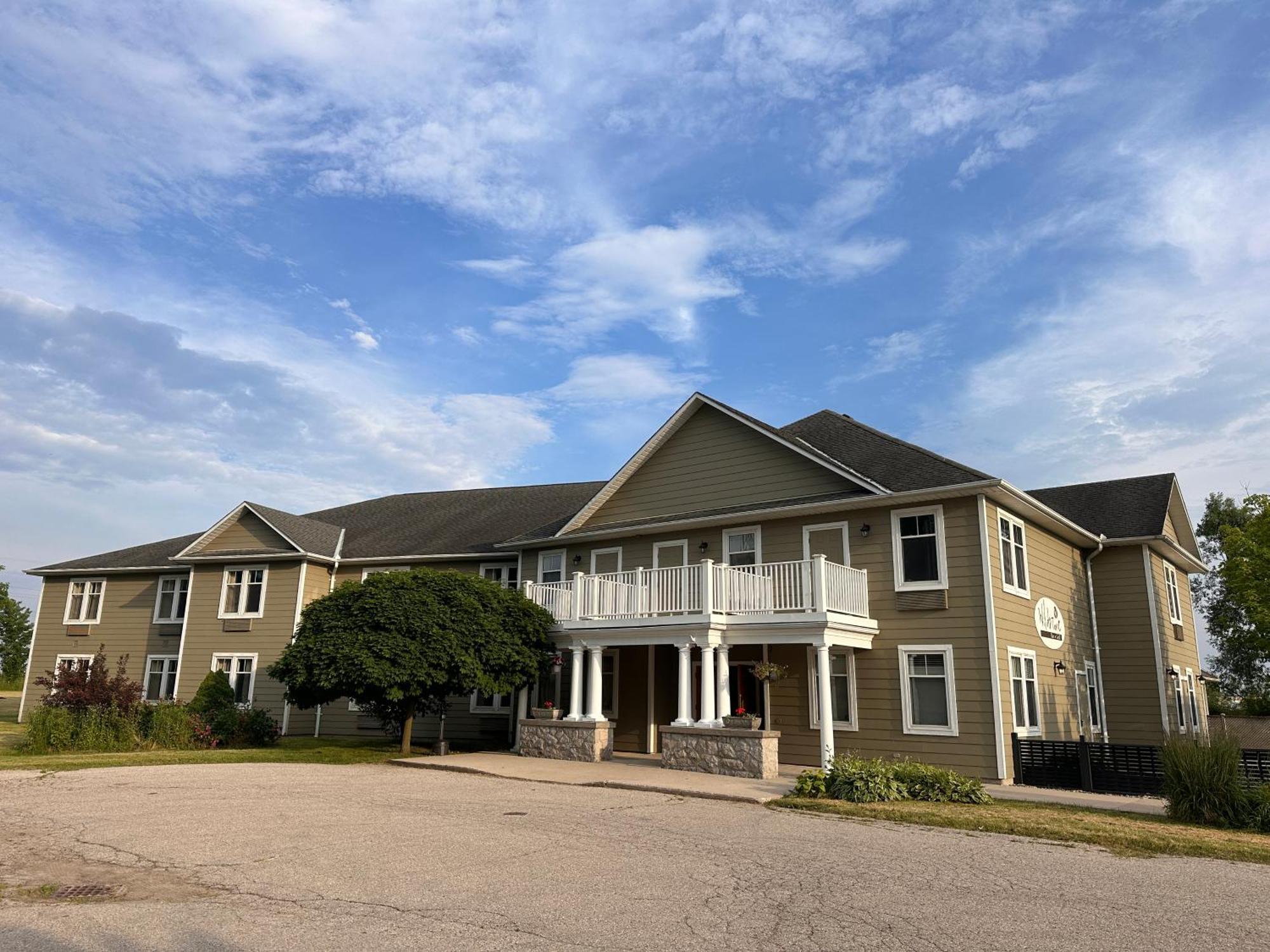 Stone Willow Inn Saint Marys ภายนอก รูปภาพ