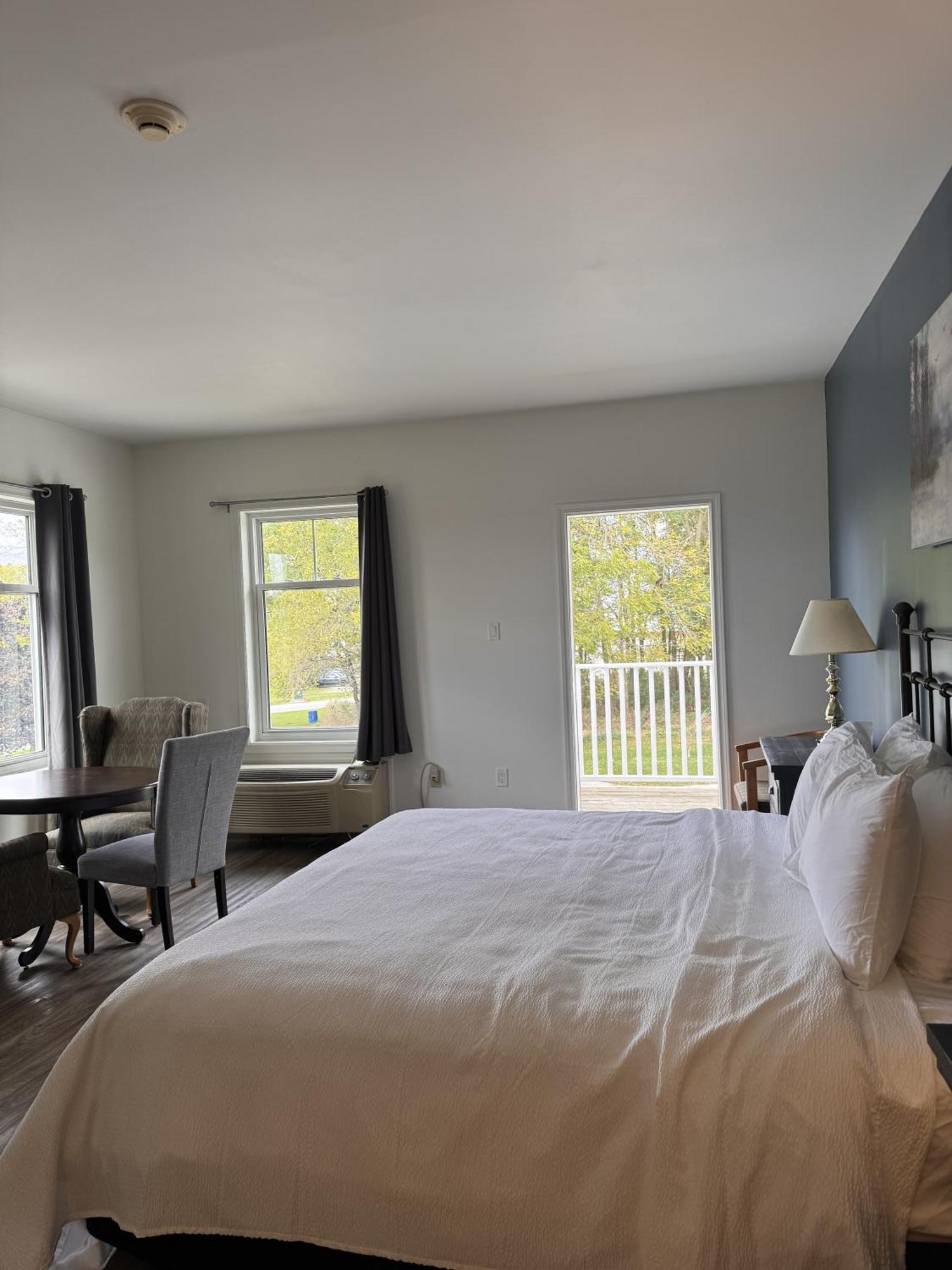 Stone Willow Inn Saint Marys ภายนอก รูปภาพ