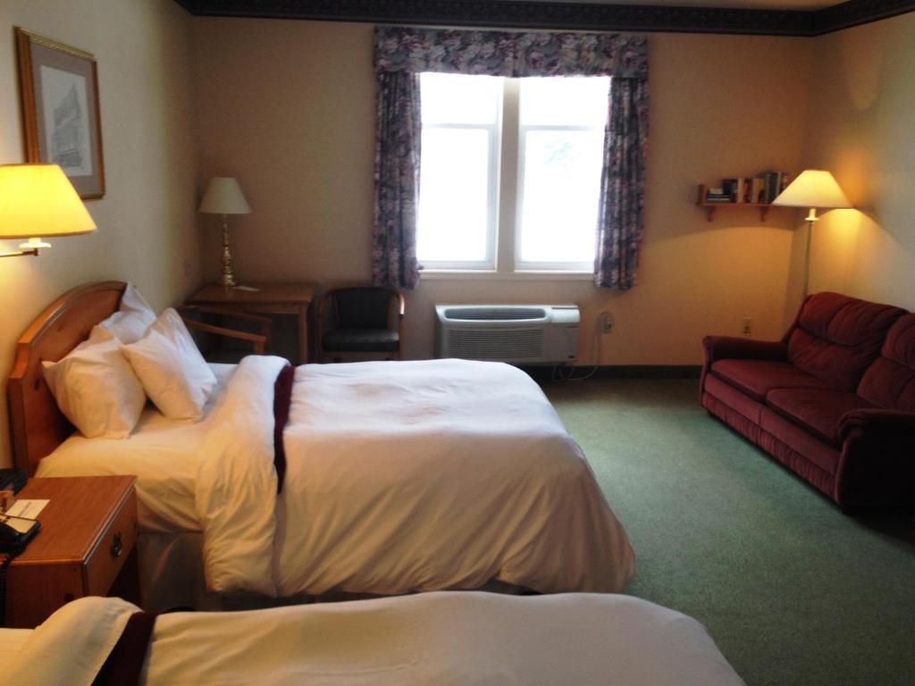 Stone Willow Inn Saint Marys ภายนอก รูปภาพ
