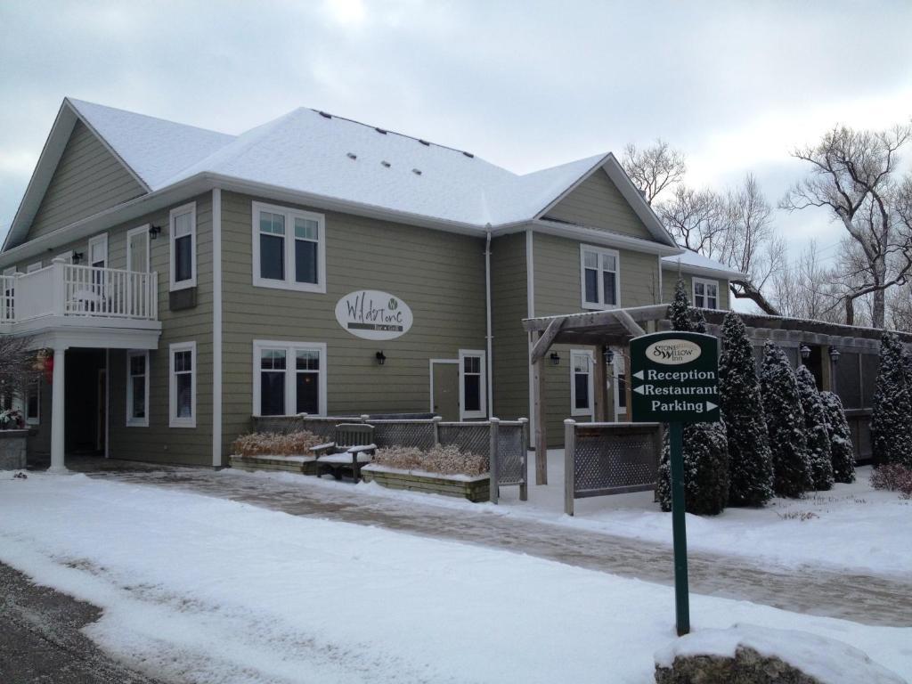 Stone Willow Inn Saint Marys ภายนอก รูปภาพ