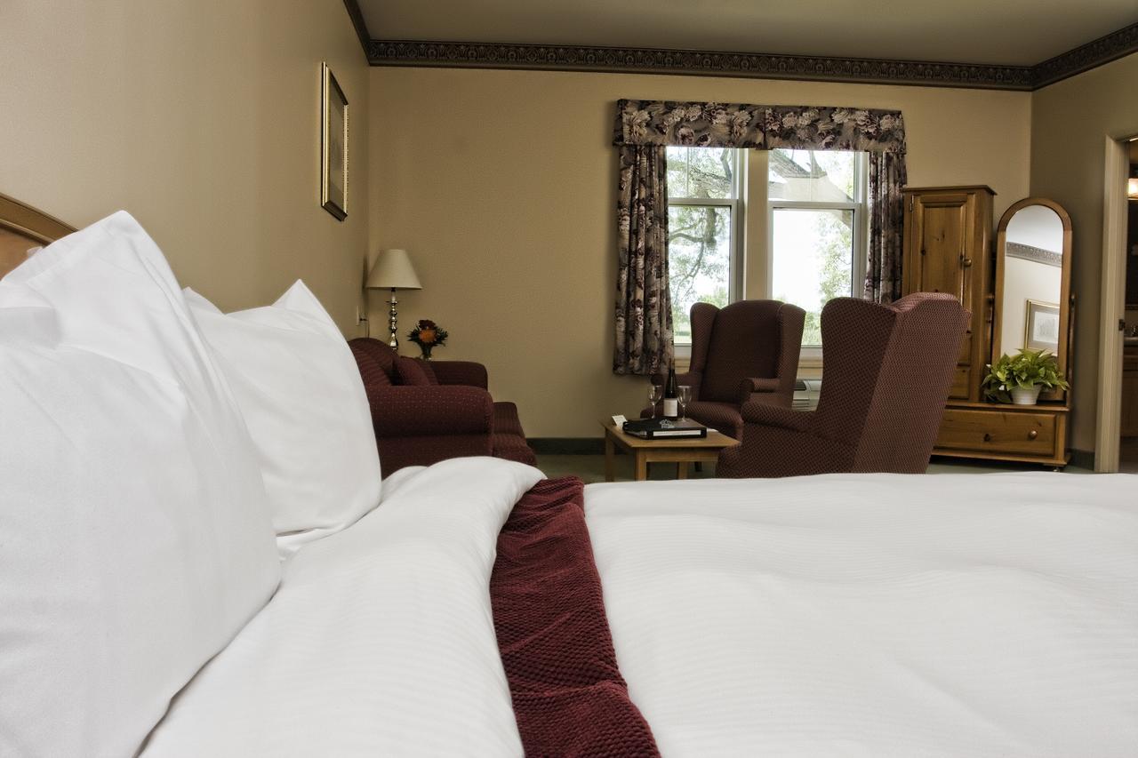 Stone Willow Inn Saint Marys ภายนอก รูปภาพ