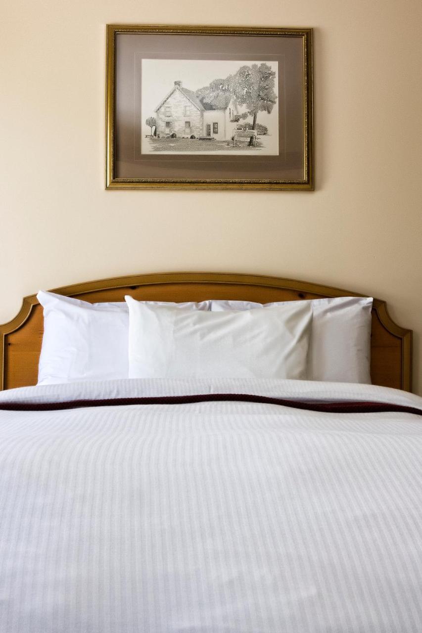 Stone Willow Inn Saint Marys ภายนอก รูปภาพ